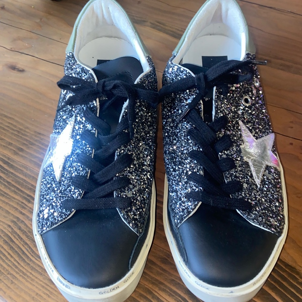 Amazing Golden Goose sneakers. LTD 25/295